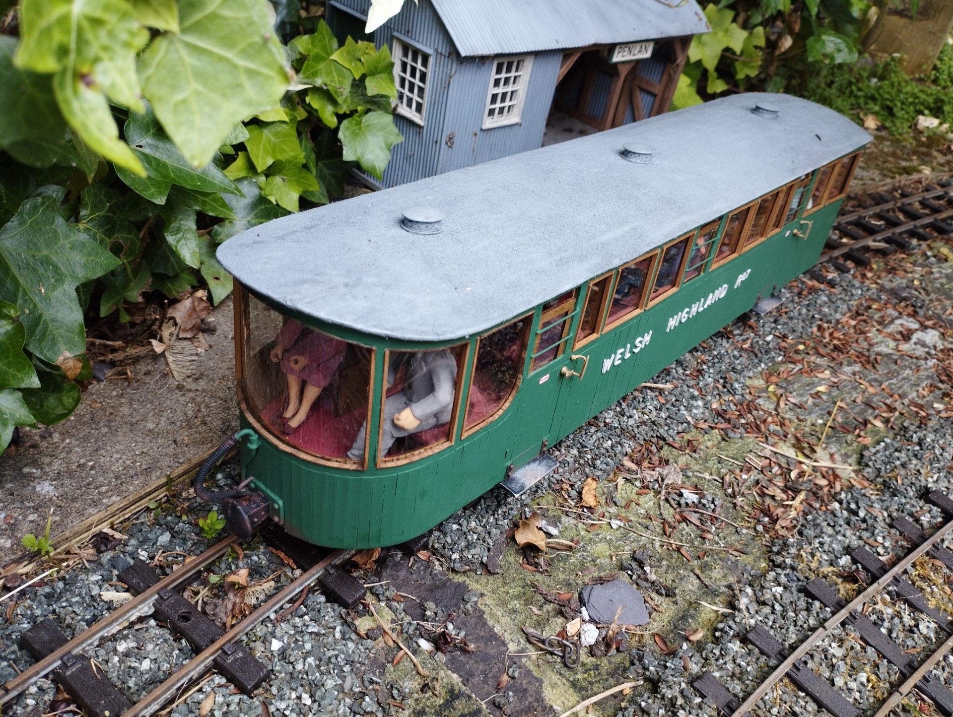 Observation car 3.jpg