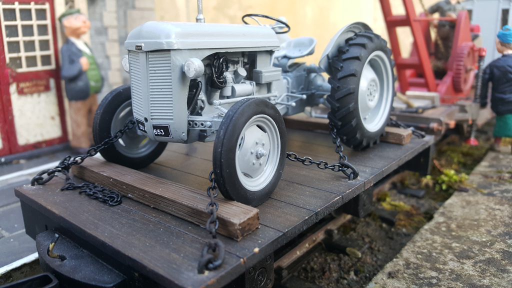 Tractor-load.jpg