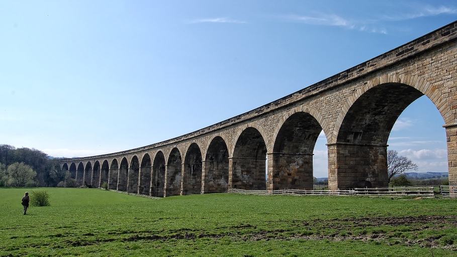 1819px-Arthington_Viaduct_resize_42.jpg