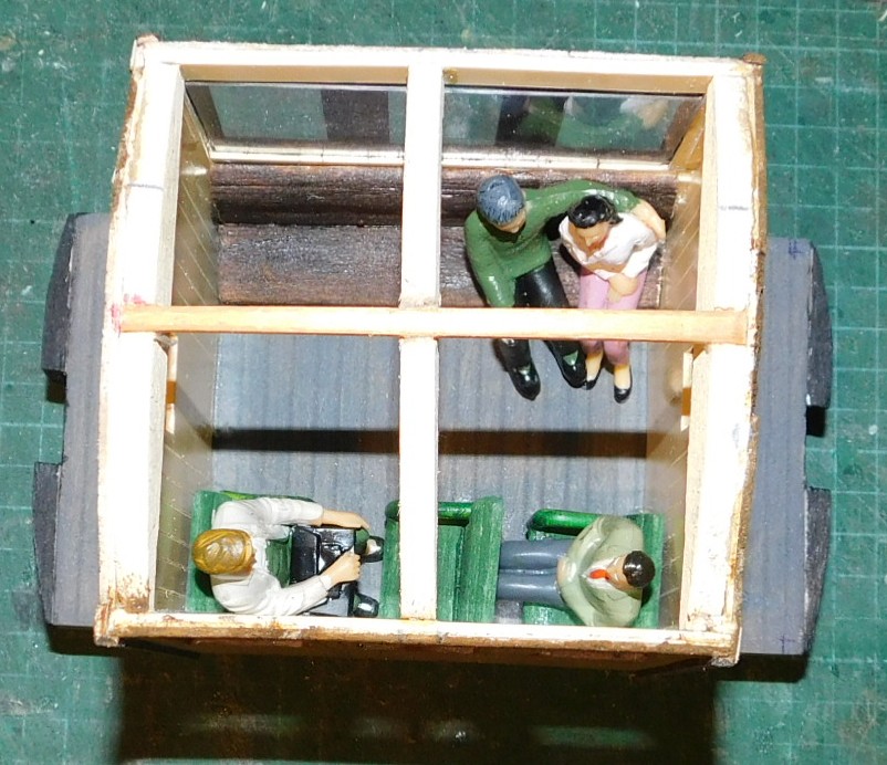 tiny carriage (1).JPG