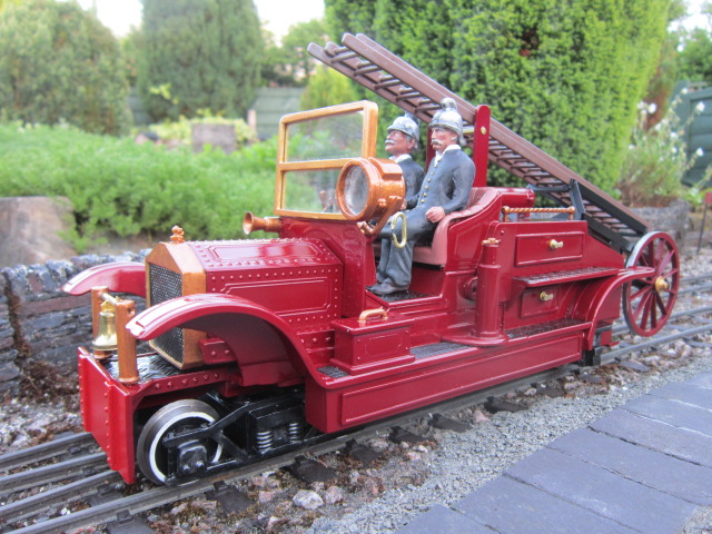 1- my Fire Engine crew, .JPG