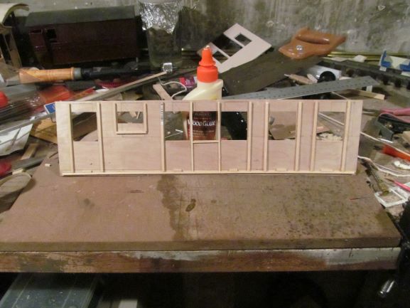 Coach - seven window side framing