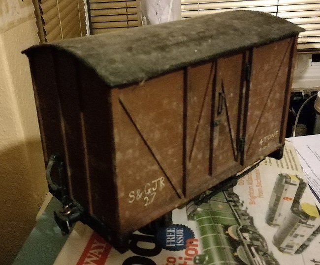 mouldy wagon.jpg
